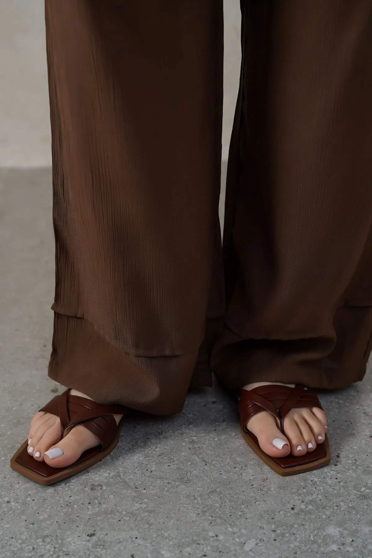 Moisture Management Lining Abrasion Shield Toe LUCCA STRAPPY SLIDES