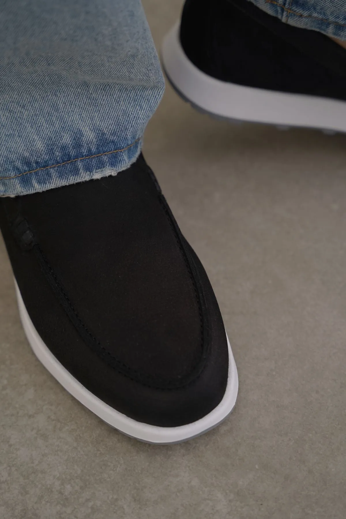 needed AIR LEATHER LOAFERS