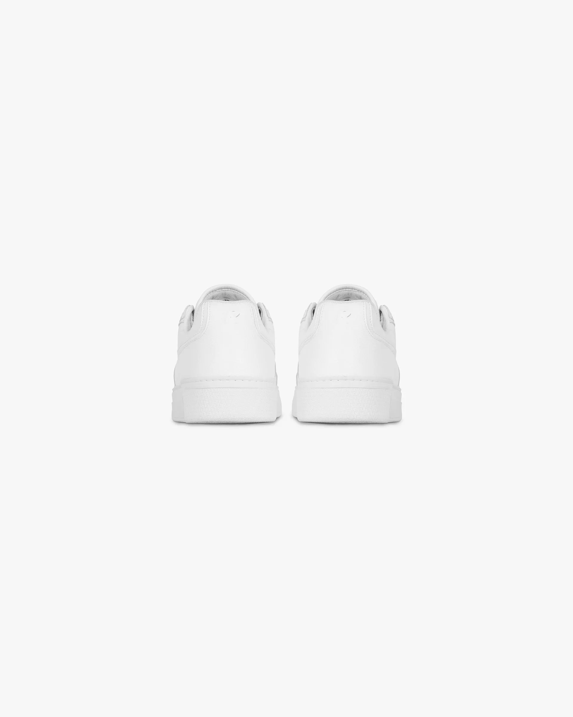 Structured chic Odor Control Tech Initial Sneaker - Leather - Flat White