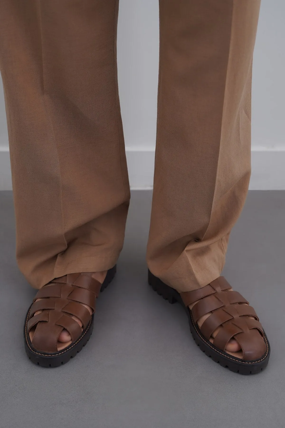 Exclusive Look CLASSIC FISHERMAN LEATHER SANDALS