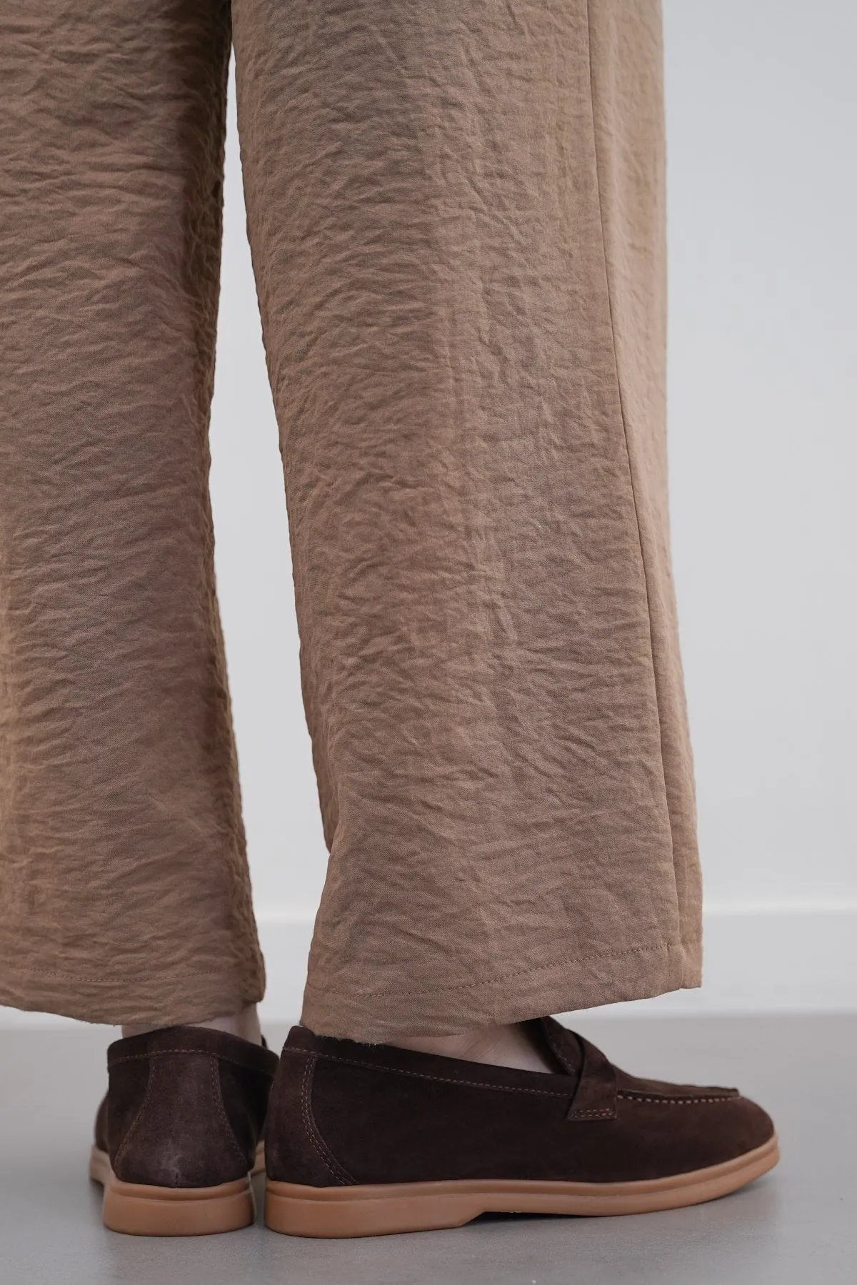 PALM & PEBBLE LEATHER LOAFERS Seamless Comfort