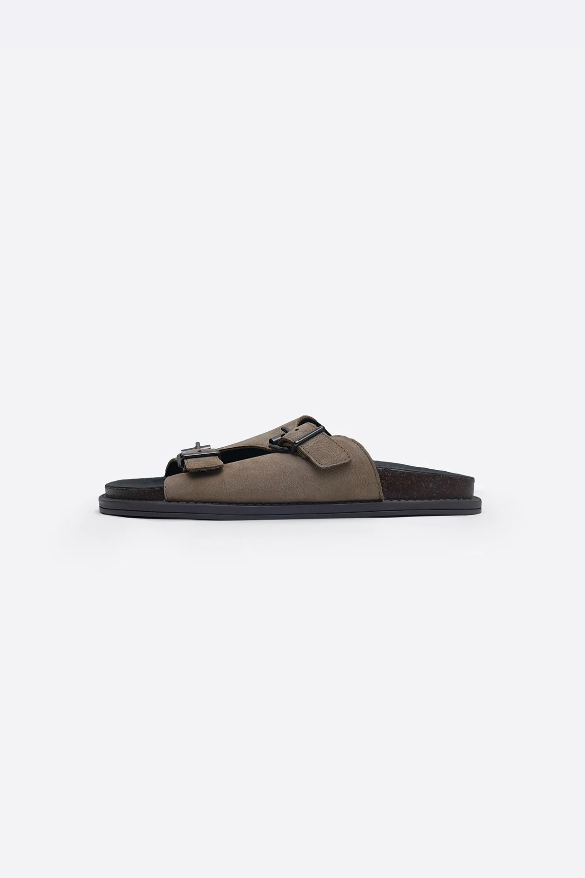 VANTA LEATHER SLIDES Cushioned durability