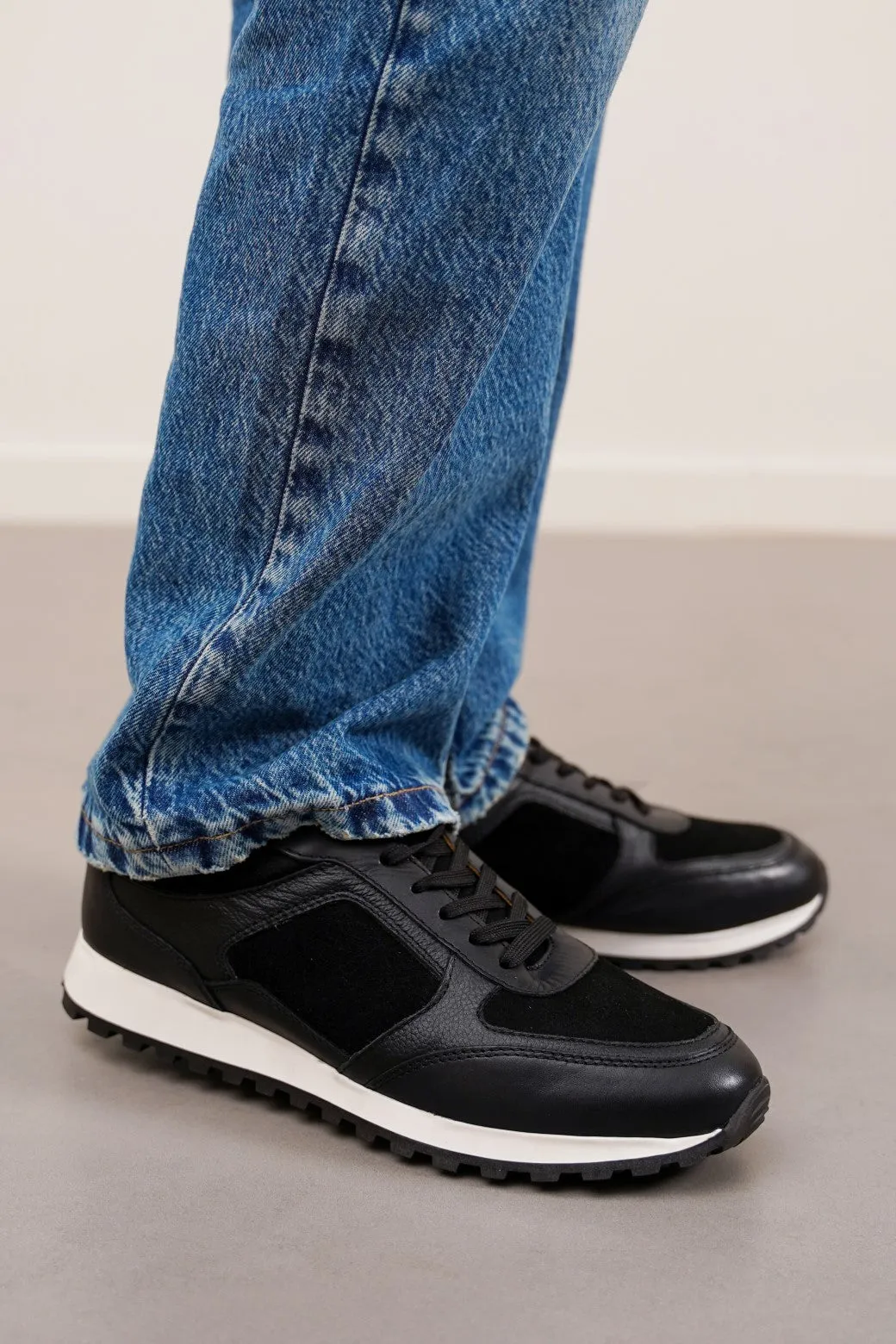 CASUAL LEATHER SNEAKERS special - occasion