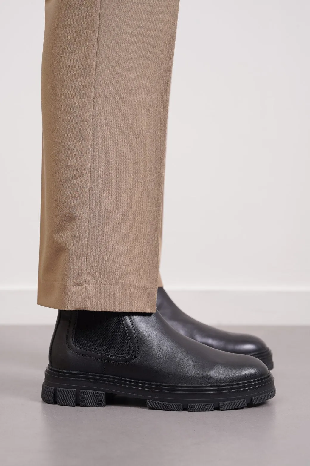 CHUNKY LEATHER BOOTS Pressure Relief Footbed