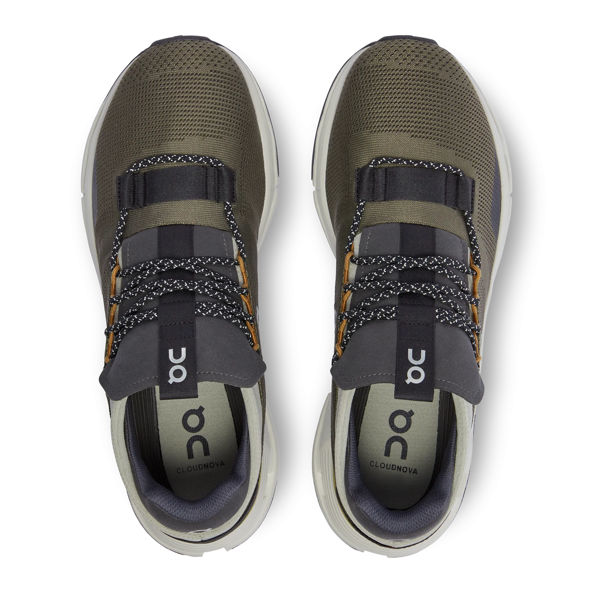 Wide Base Design Cloudnova