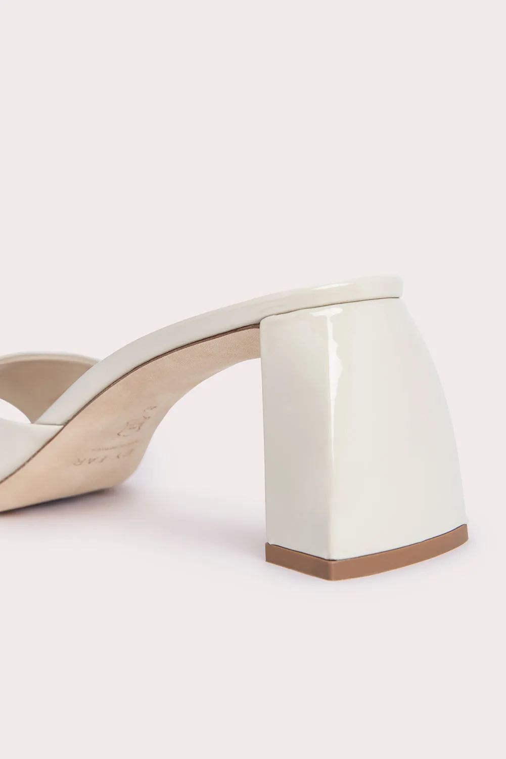 work - style Romy Oatmilk Patent Leather