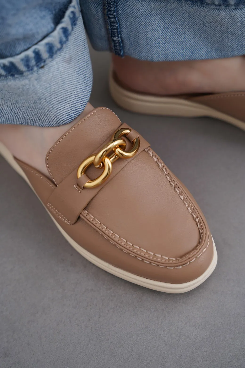 least gym Shock absorption tech CLOUD MAMA MULES