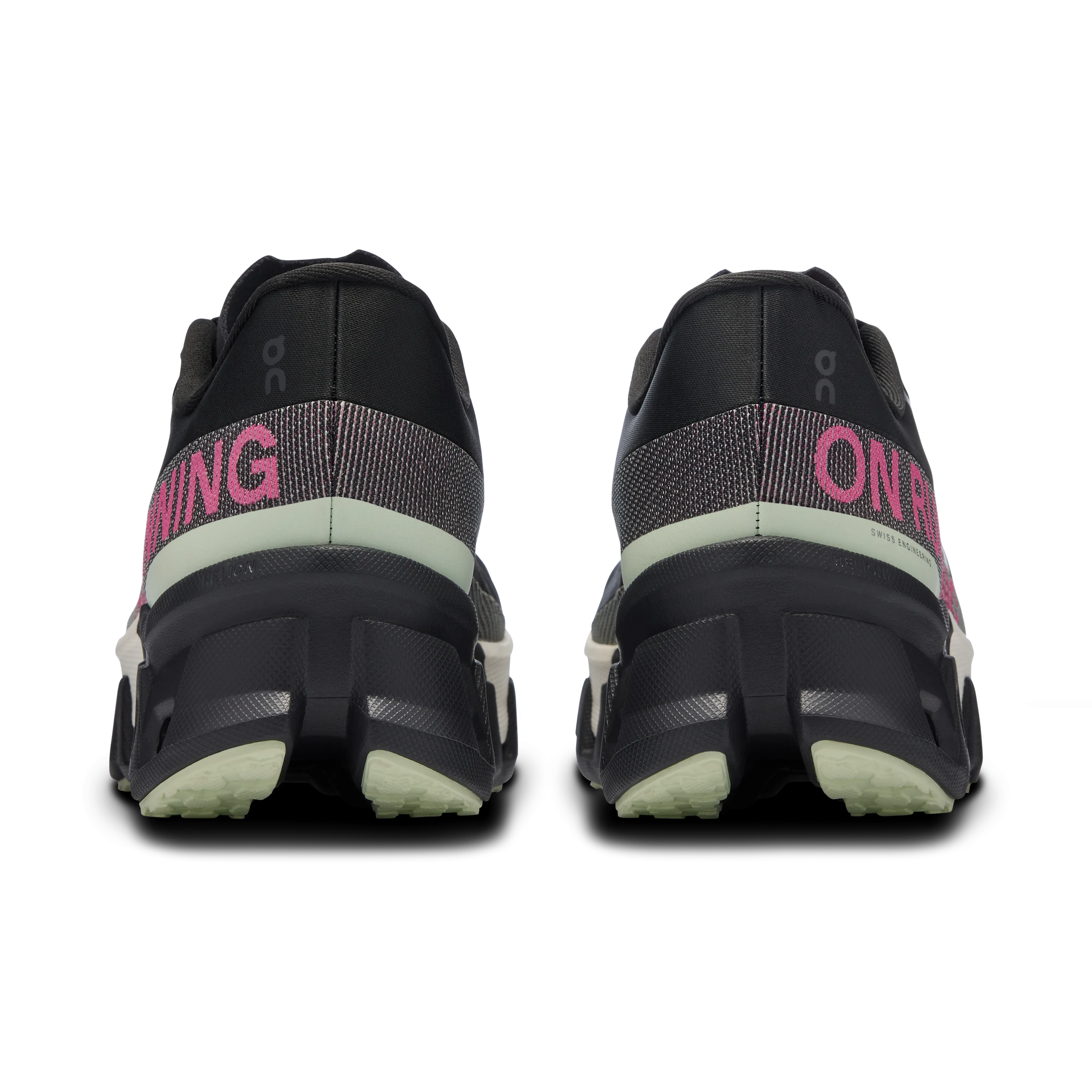 Streamlined Curved Heel Counter Cloudmonster Hyper