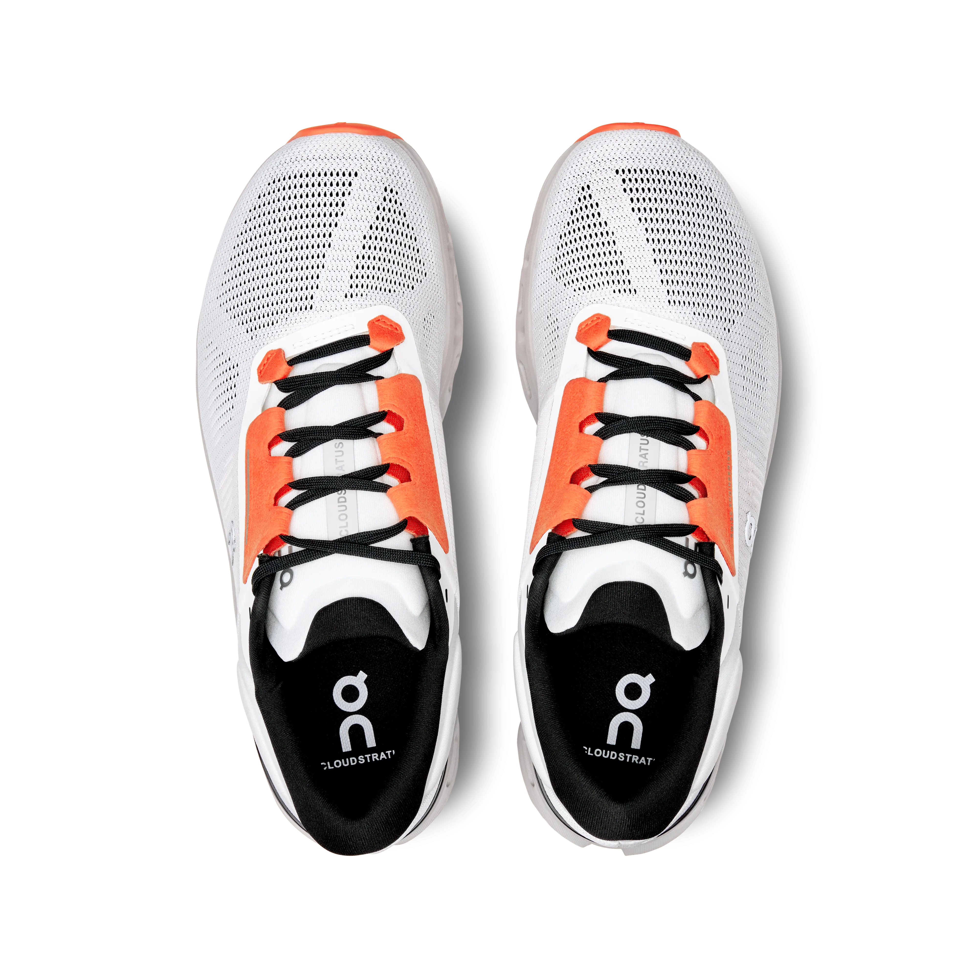 Cross Training Sneakers Cloudstratus 3