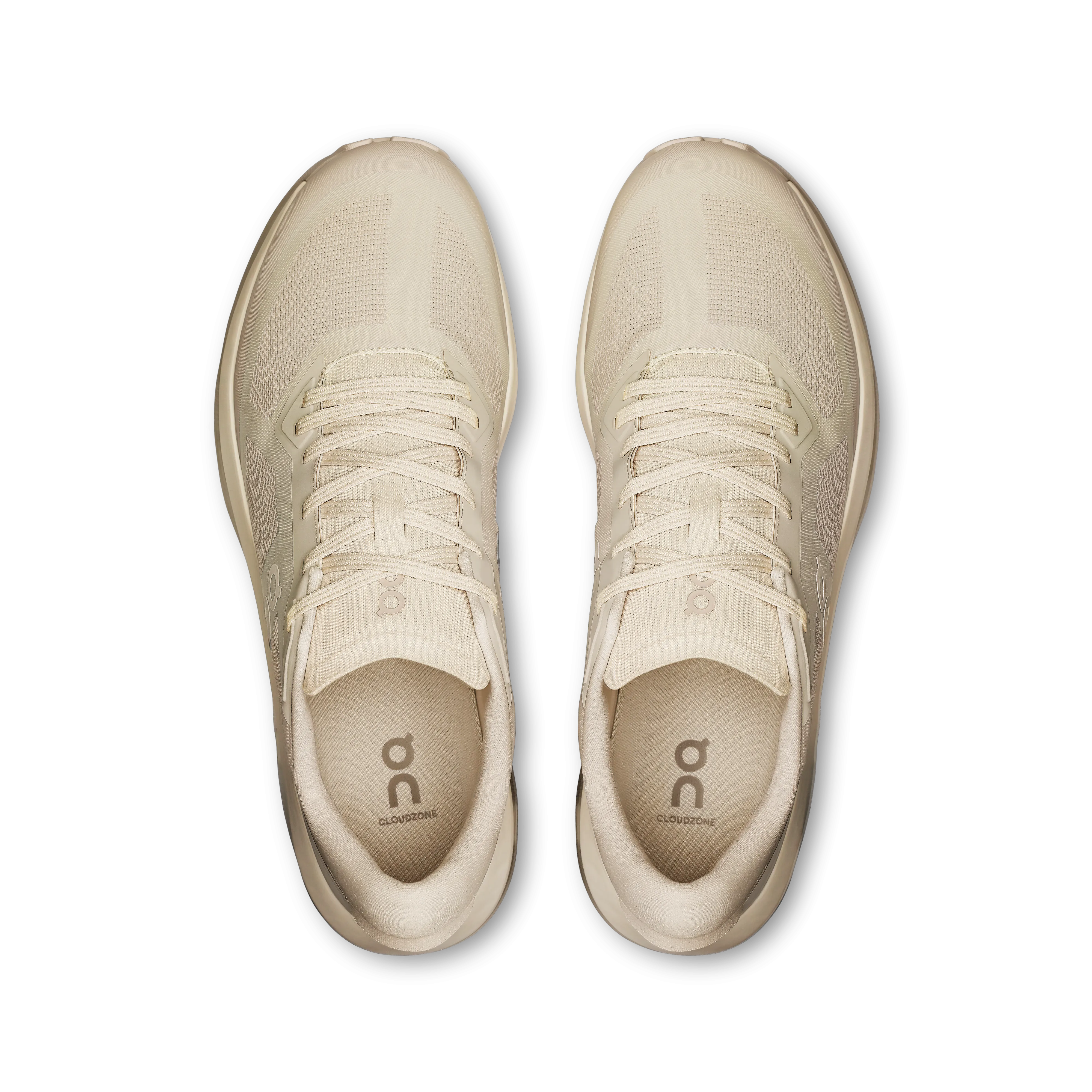 Breathable mesh design Cloudzone