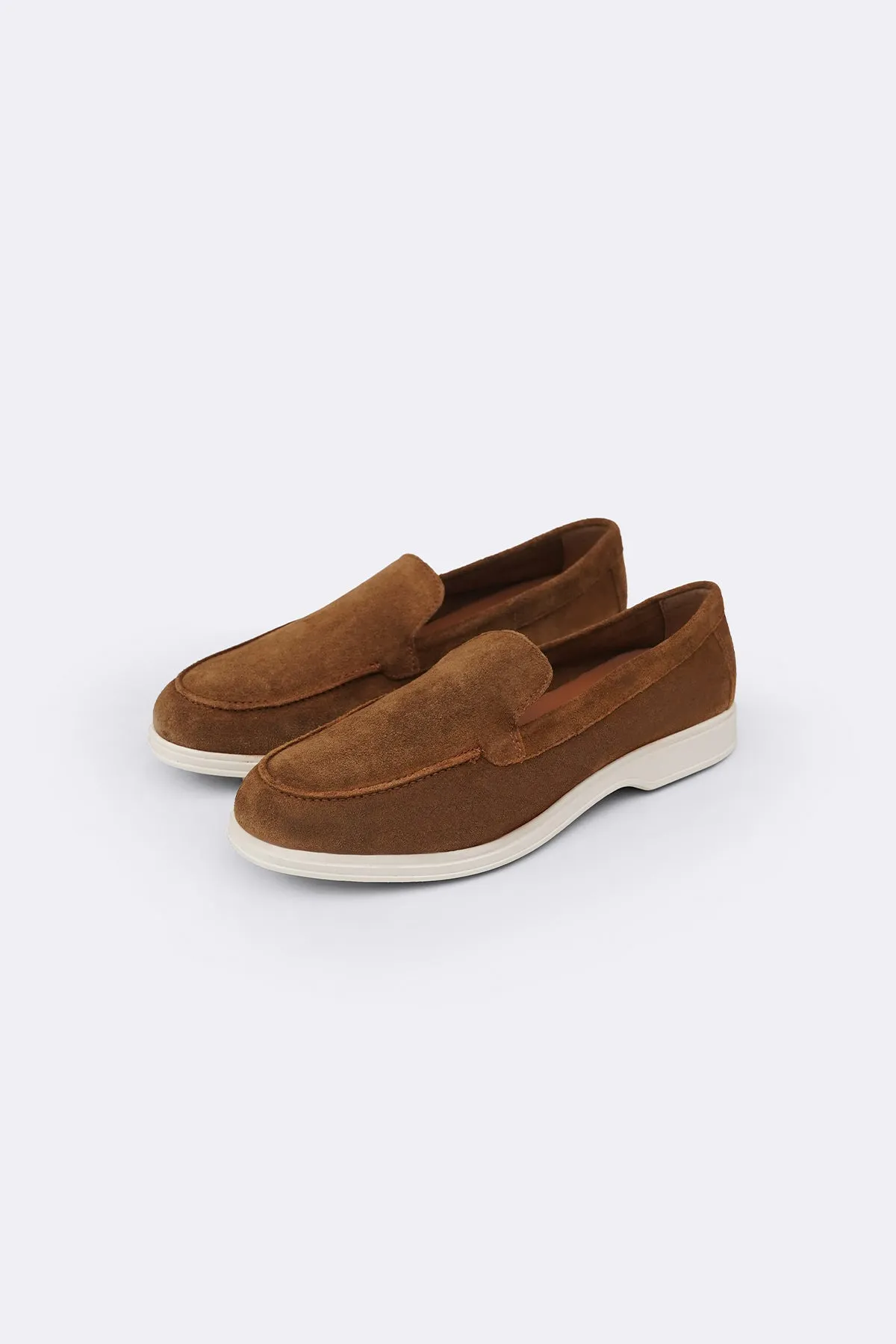 COMFORTABLE LEATHER LOAFERS Layered Look