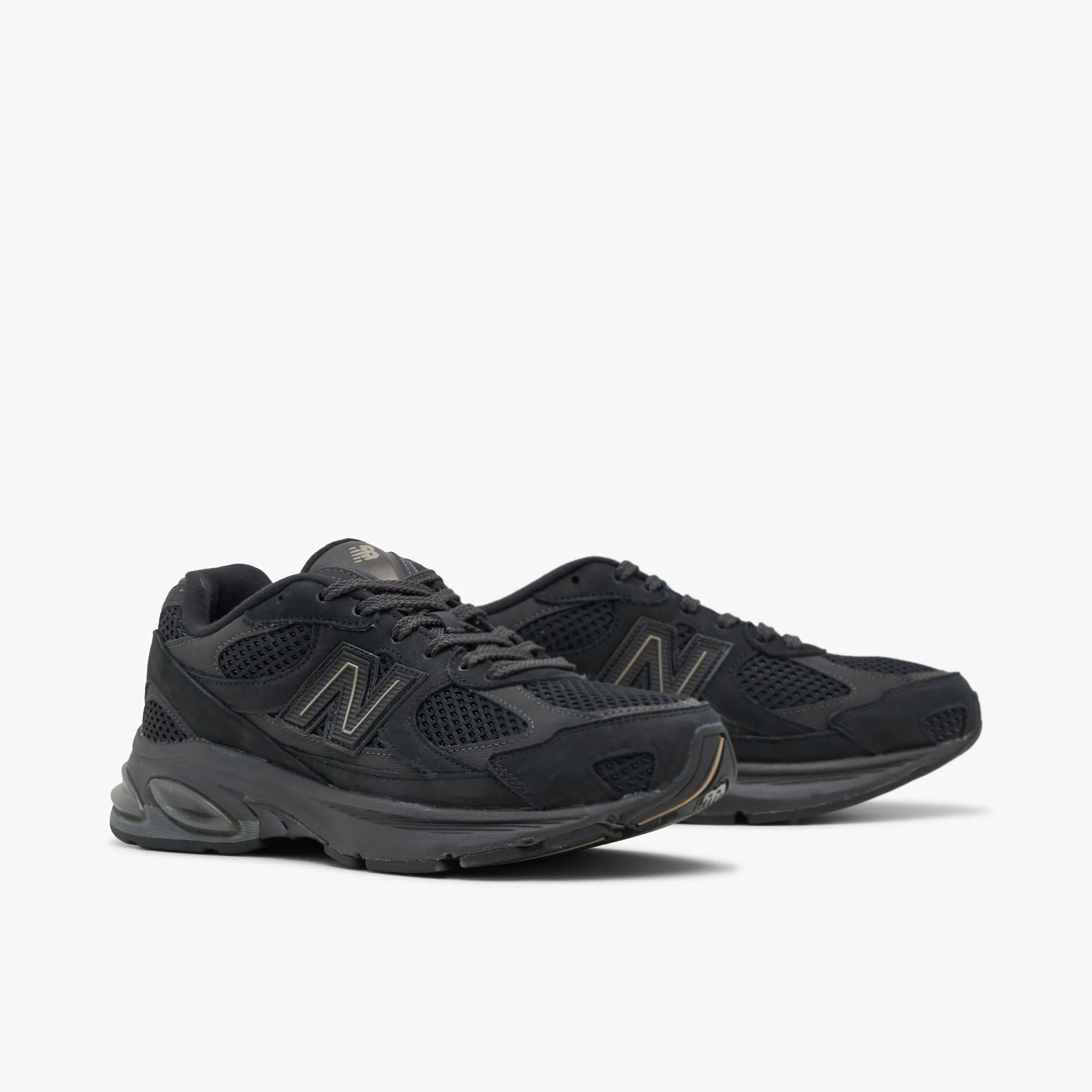 New Balance 2010 Black / Black Cement Neutral Look Ultra Comfort