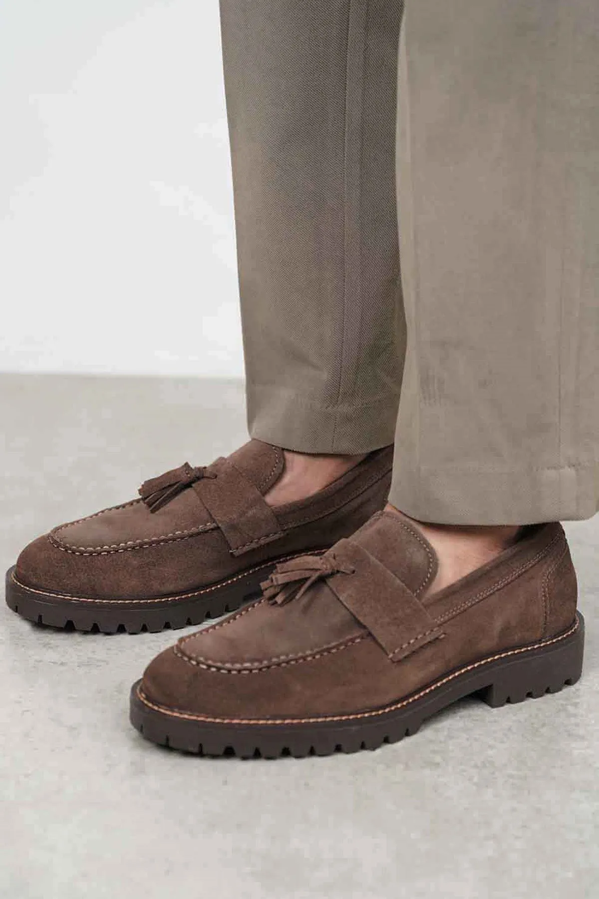 SUEDE TASSEL LOAFERS stylish men's options Thermoregulating Fabric