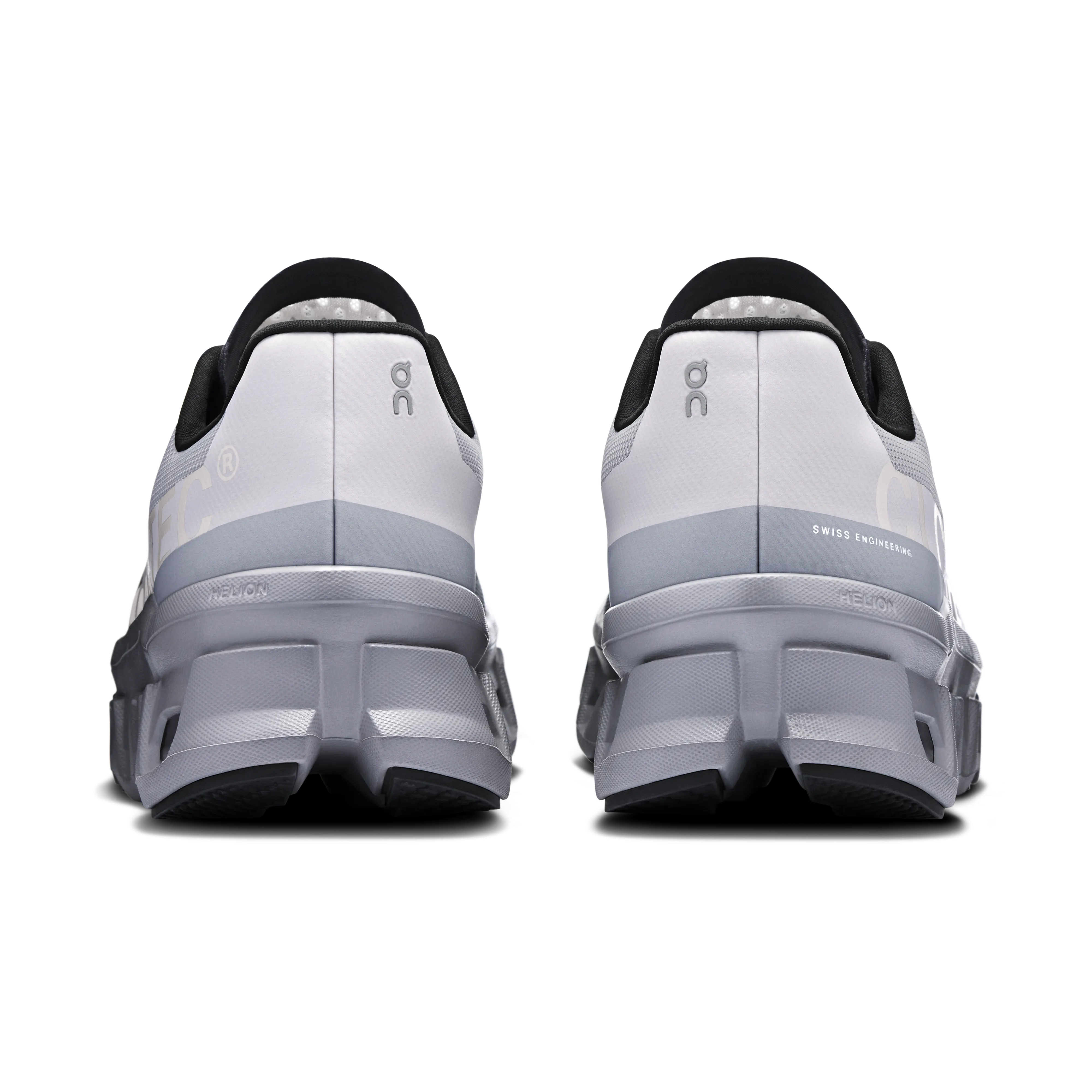 Cloudmonster Quick Slip Stretchable Openings