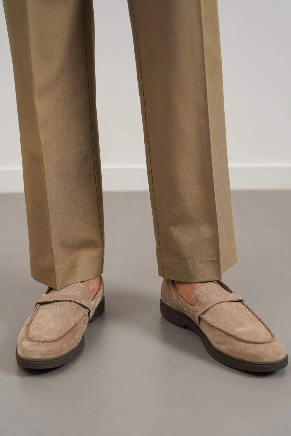 SUEDE LEATHER LOAFERS Casual grip Multi-functional performance