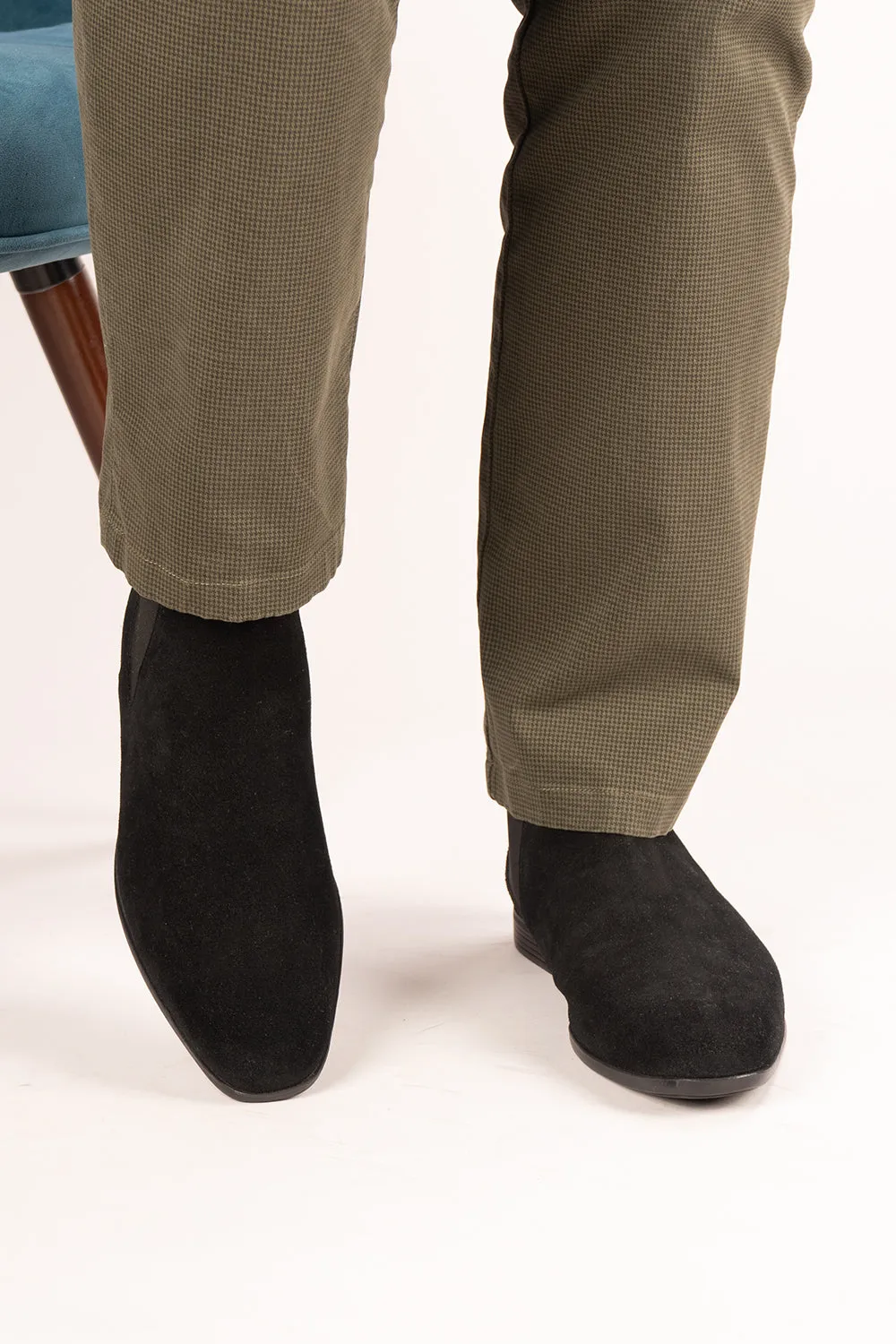 Comfort Wrap Darwin Black Suede