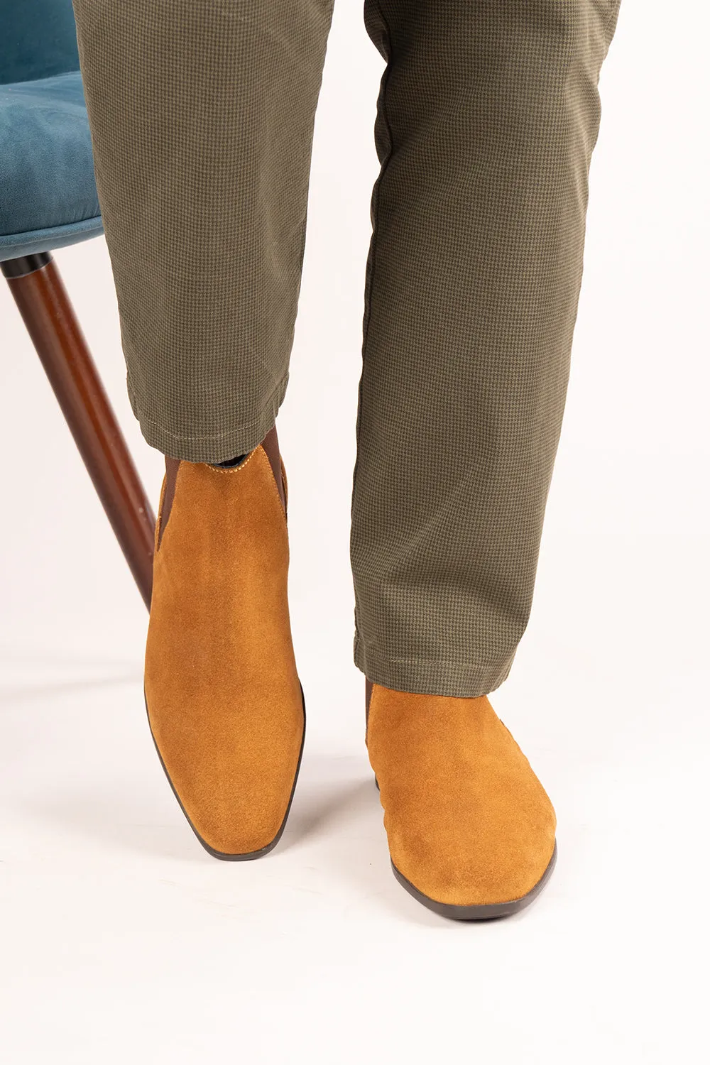 Mud Resistant All Day Wear Darwin Tan Suede
