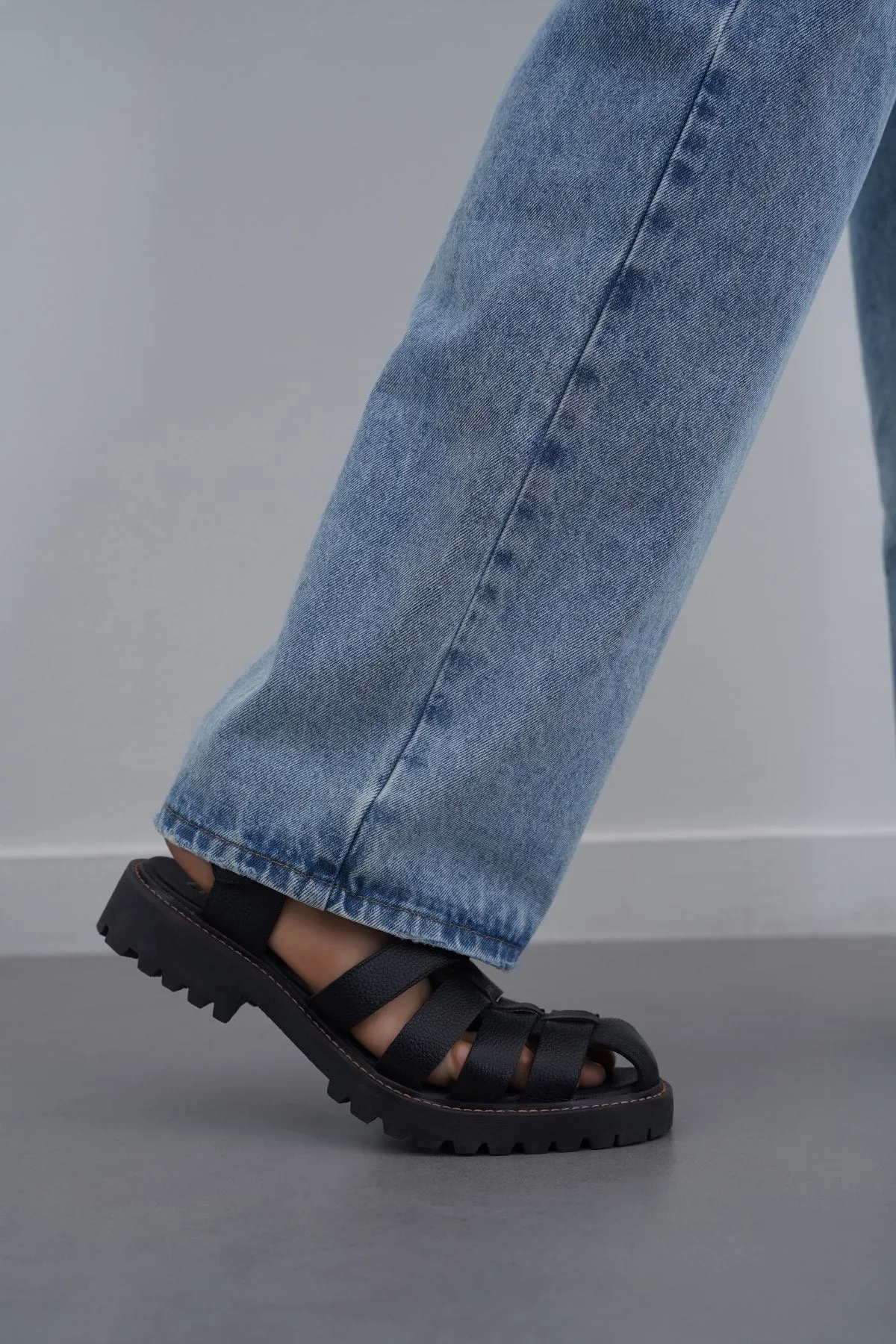 LEATHER FISHERMAN SANDALS snowboarding