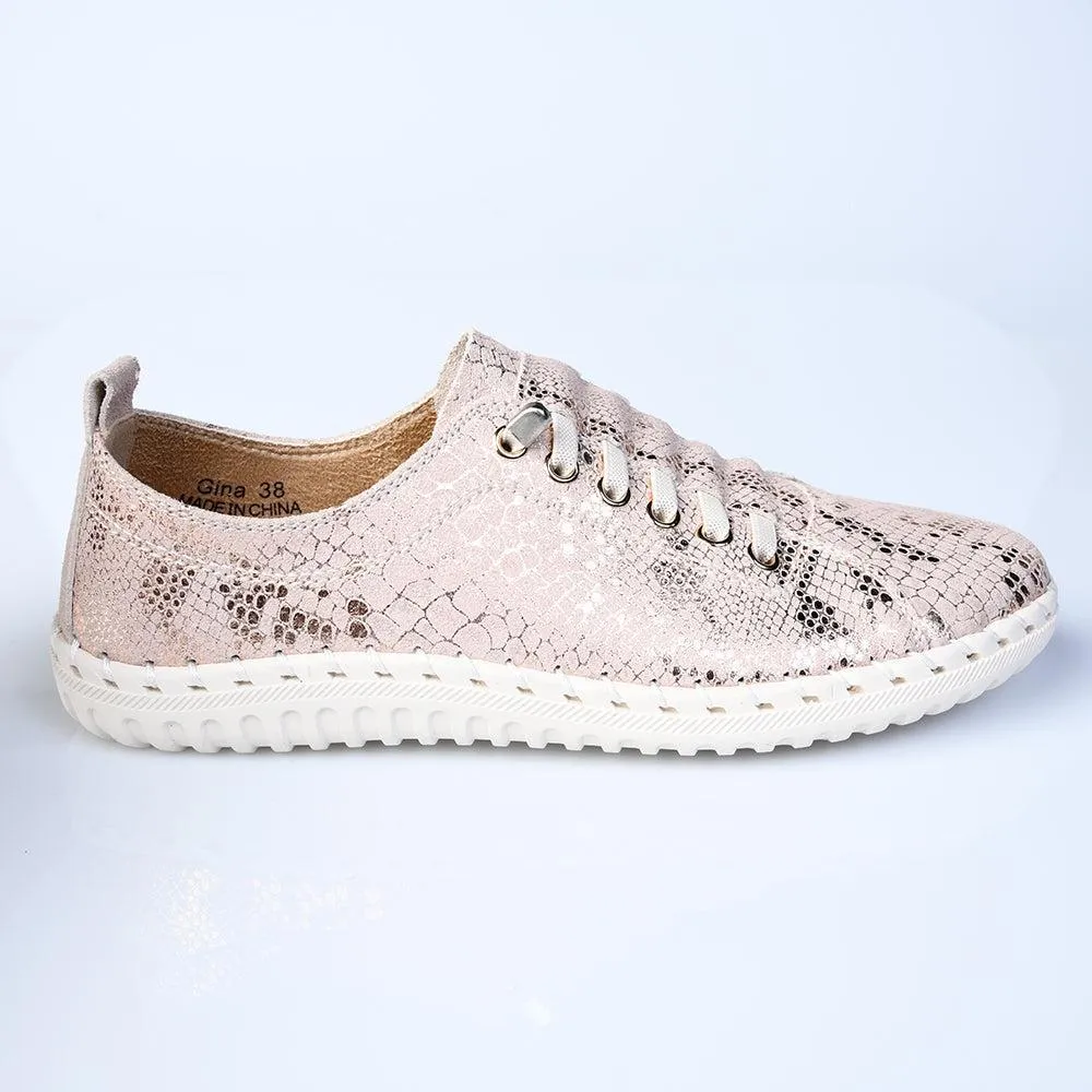 evening walk Julz Gina -Leather Sneaker With Stitch Detail - Gold