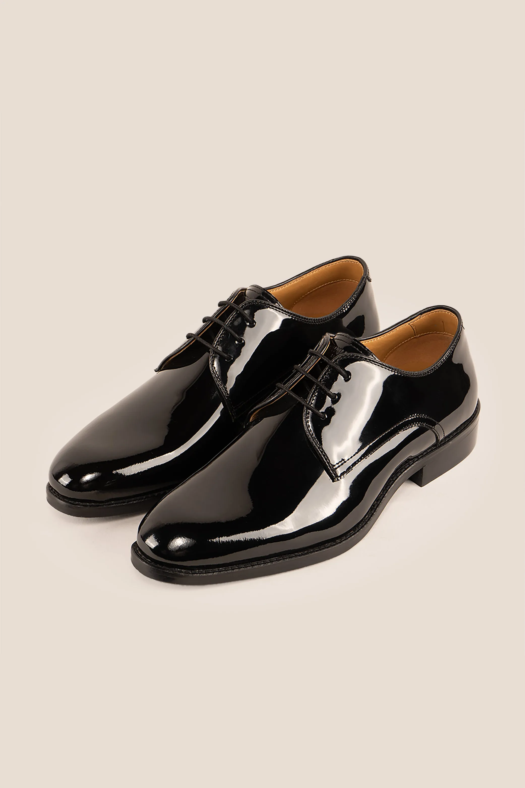 Monochrome Look Edison Black Patent