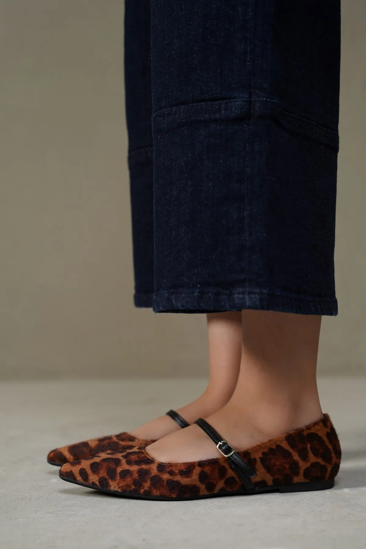 BORNEO PUMPS adventurers