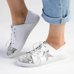 Anti   Abrasion Julz Nicki Leather Sneaker With Star Detail -White/Silver