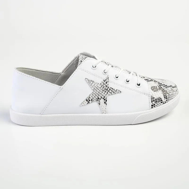 Julz Nicki Leather Sneaker With Star Detail -White/Silver Soft Chic