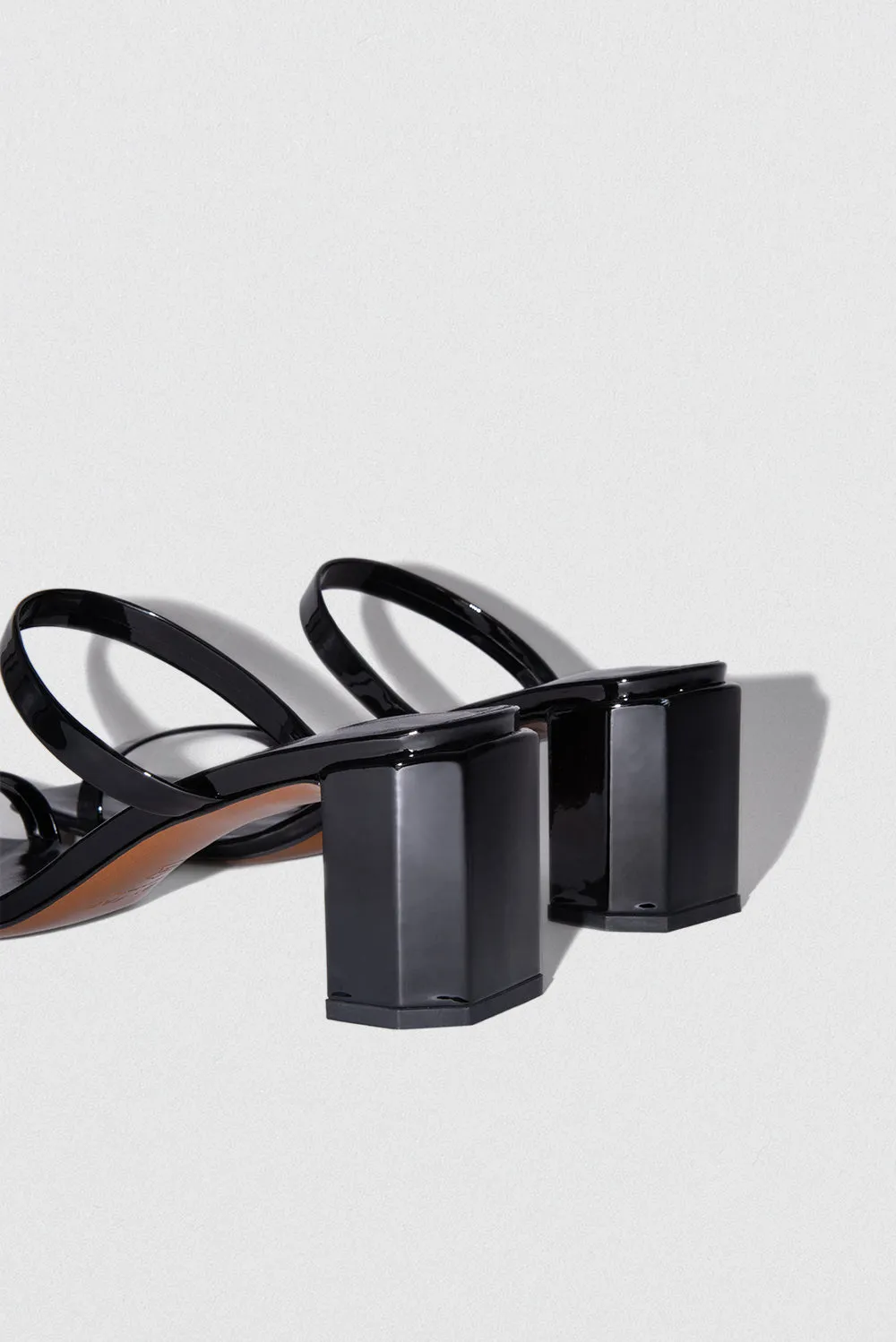 Ergonomic Heel Cup Tanya Black Patent Leather