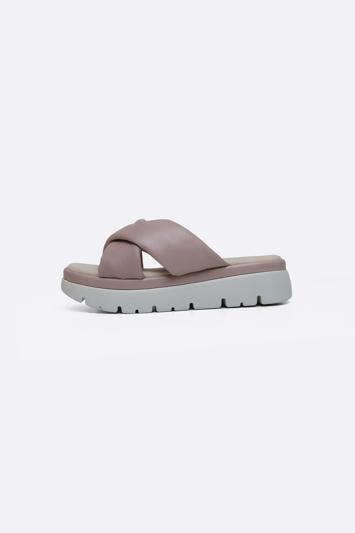 LEATHER MAMA CROSS SLIDES Structured wear