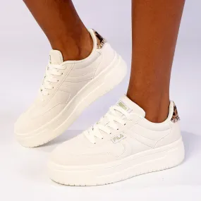 Fast pace Textile Upper FILA Ava Lace Sneaker - LT Beige/Gum