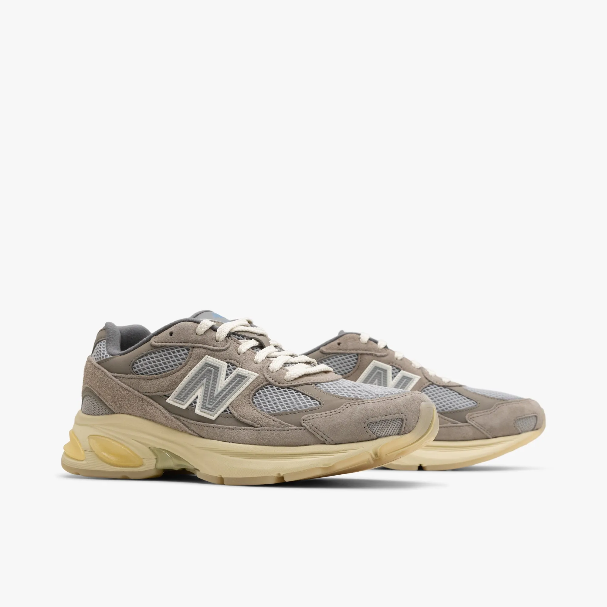 Cold Friendly Luxe support New Balance 2010 Arid Stone