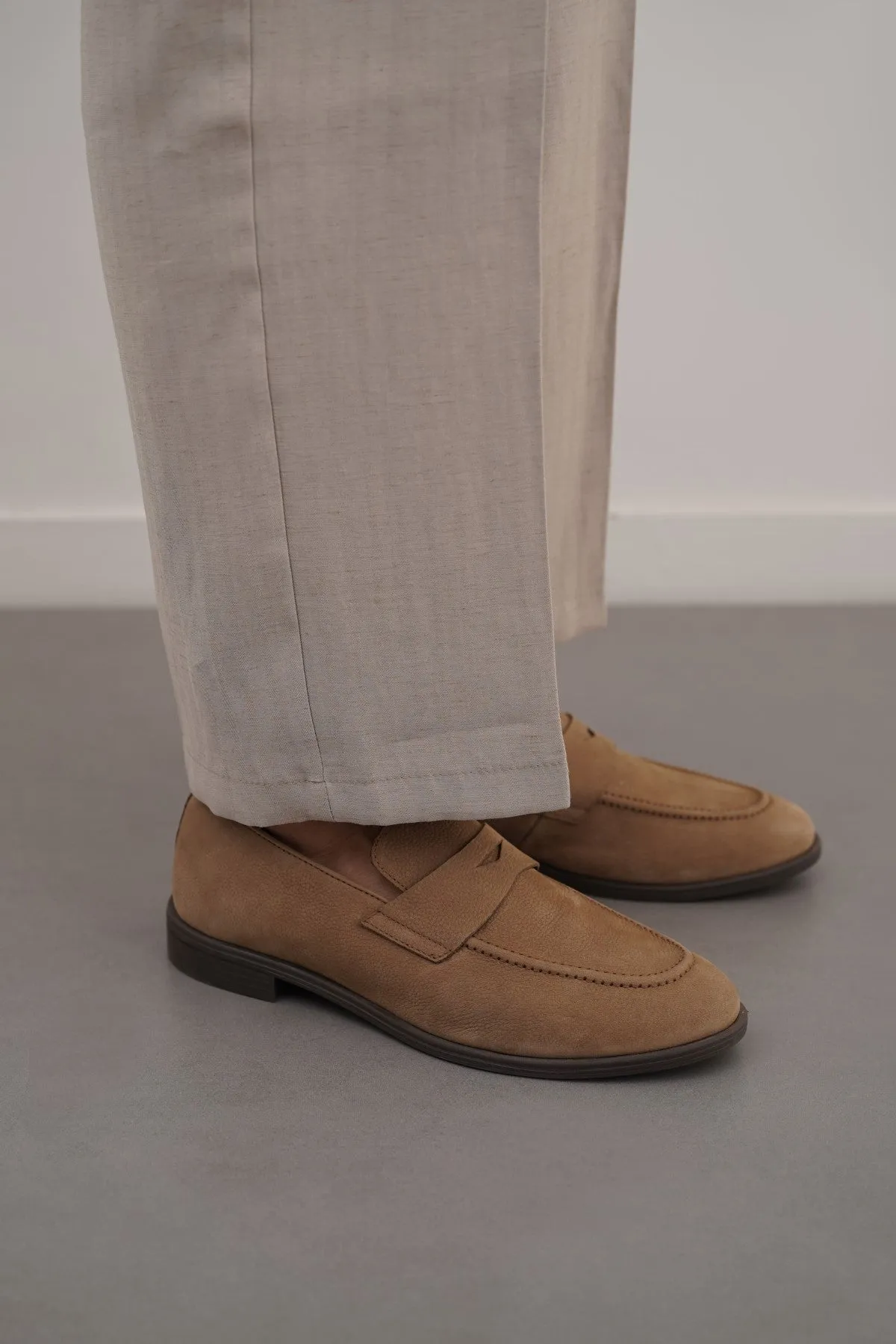 golfers - specific benefits GENUINE NUBUCK LOAFERS