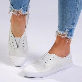 Holster Lulu Lace Sneaker - White Retro-inspired cushioning