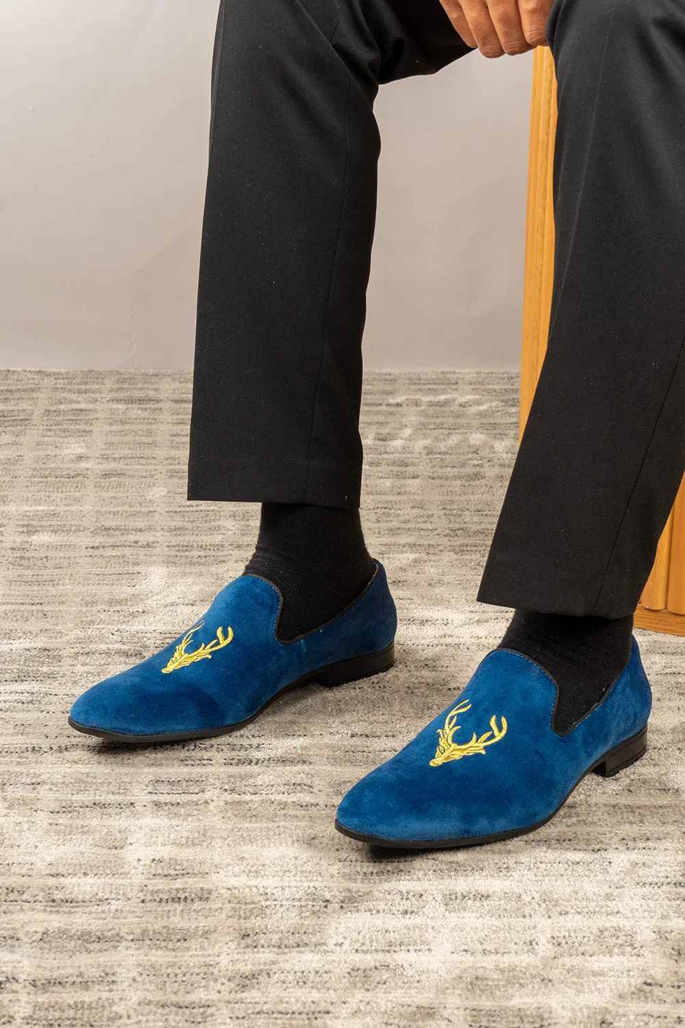 Stag Navy Blossom Jog Padded Tongue Design