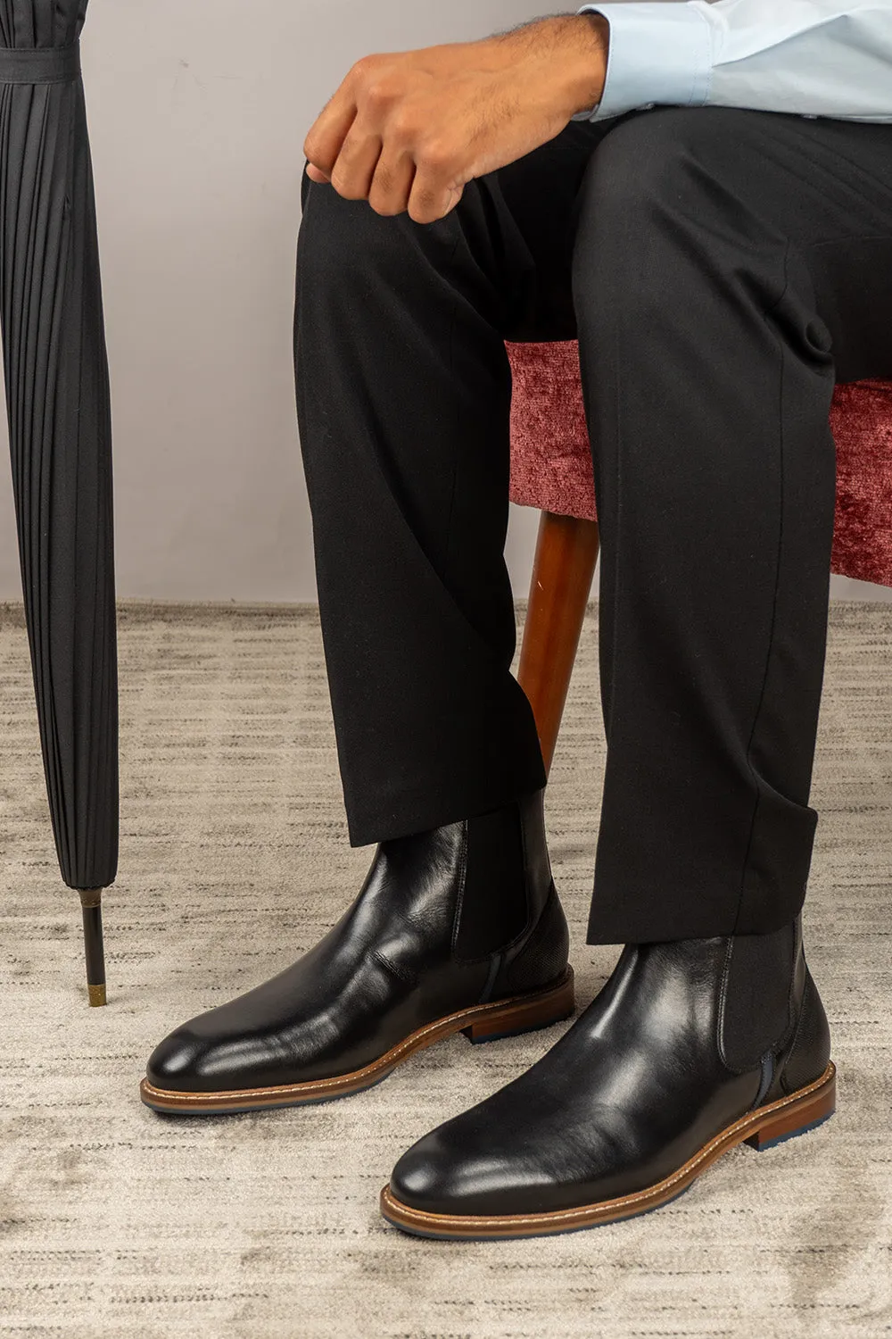 Flexible TPU Shank Jack Black