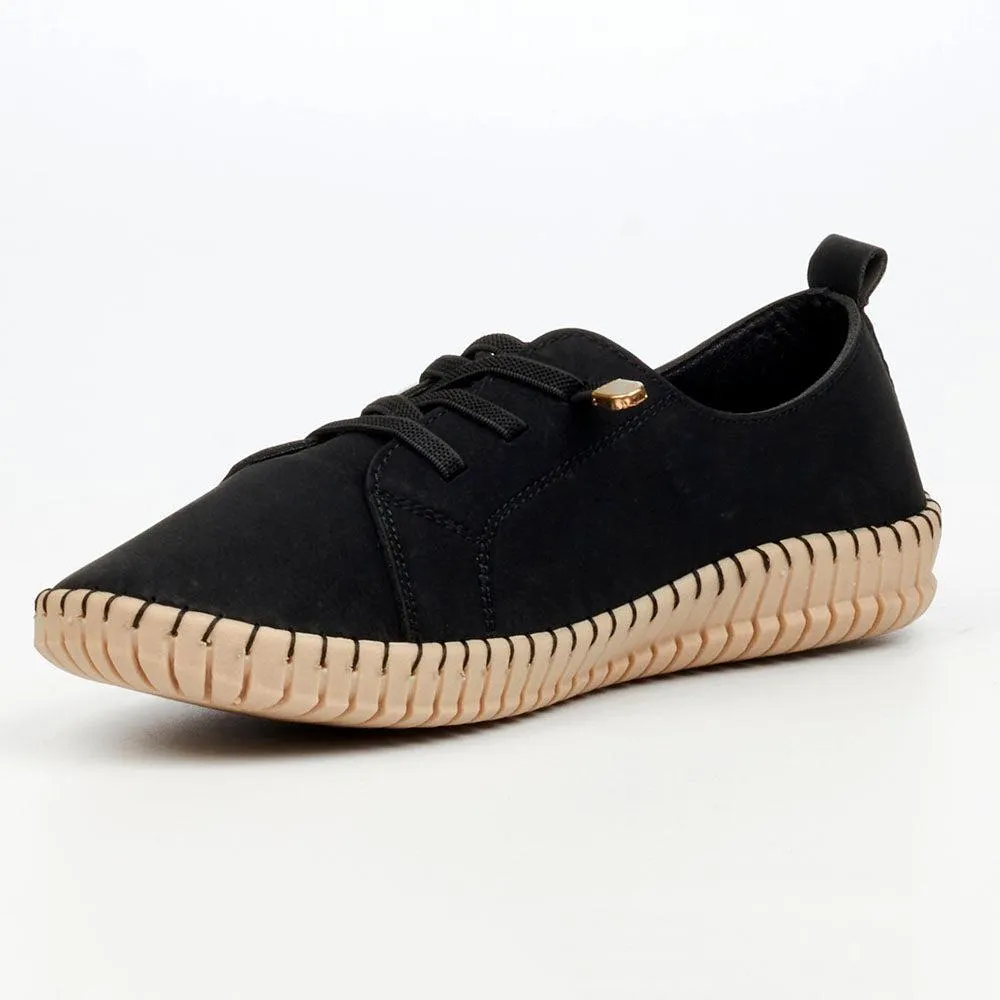 Butterfly Feet Dayna 1 Flat Sneaker - Black Minimalist Base