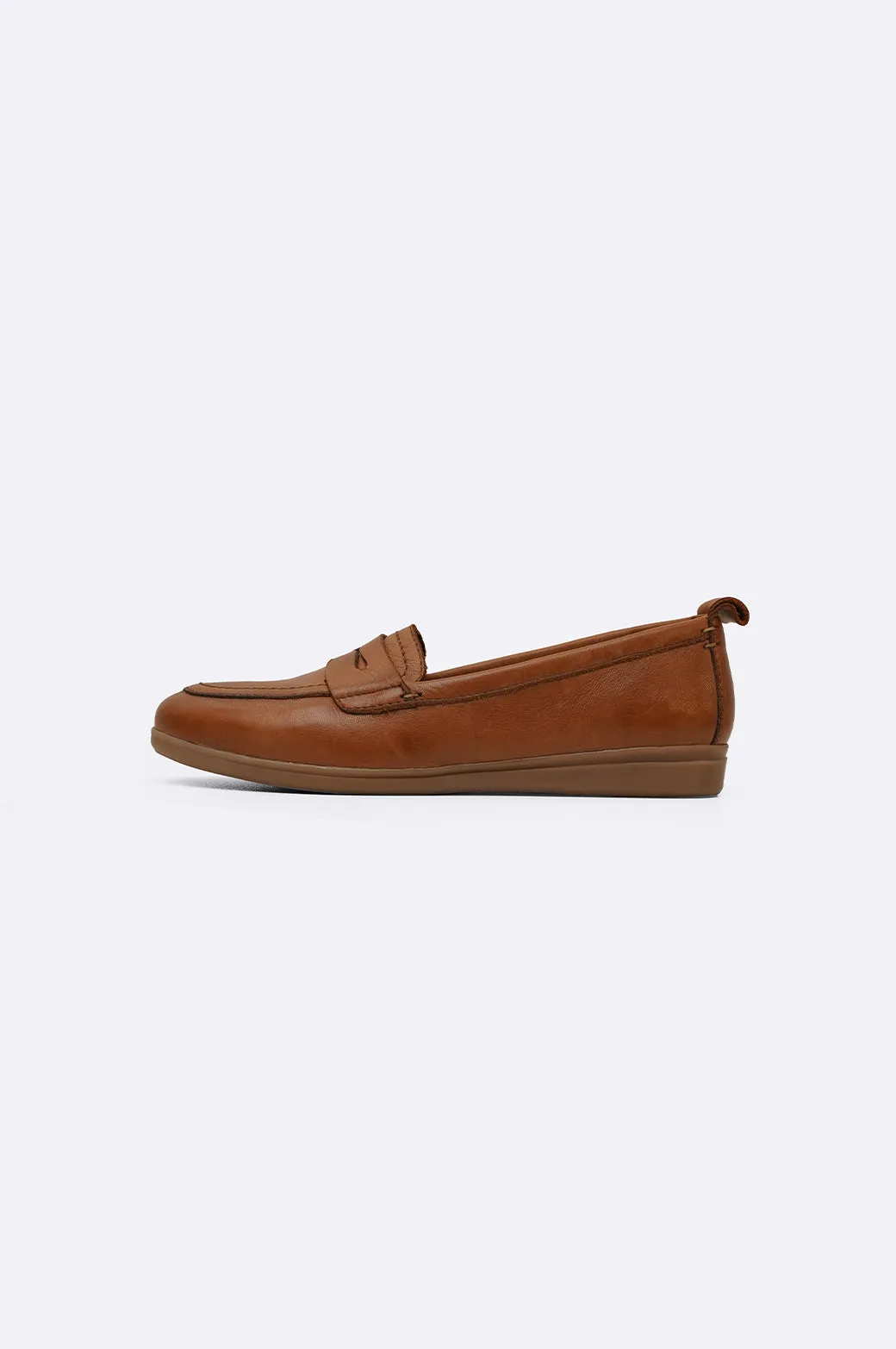 LEATHER MAMA LOAFERS Vibrant sole Vegan Material Construction