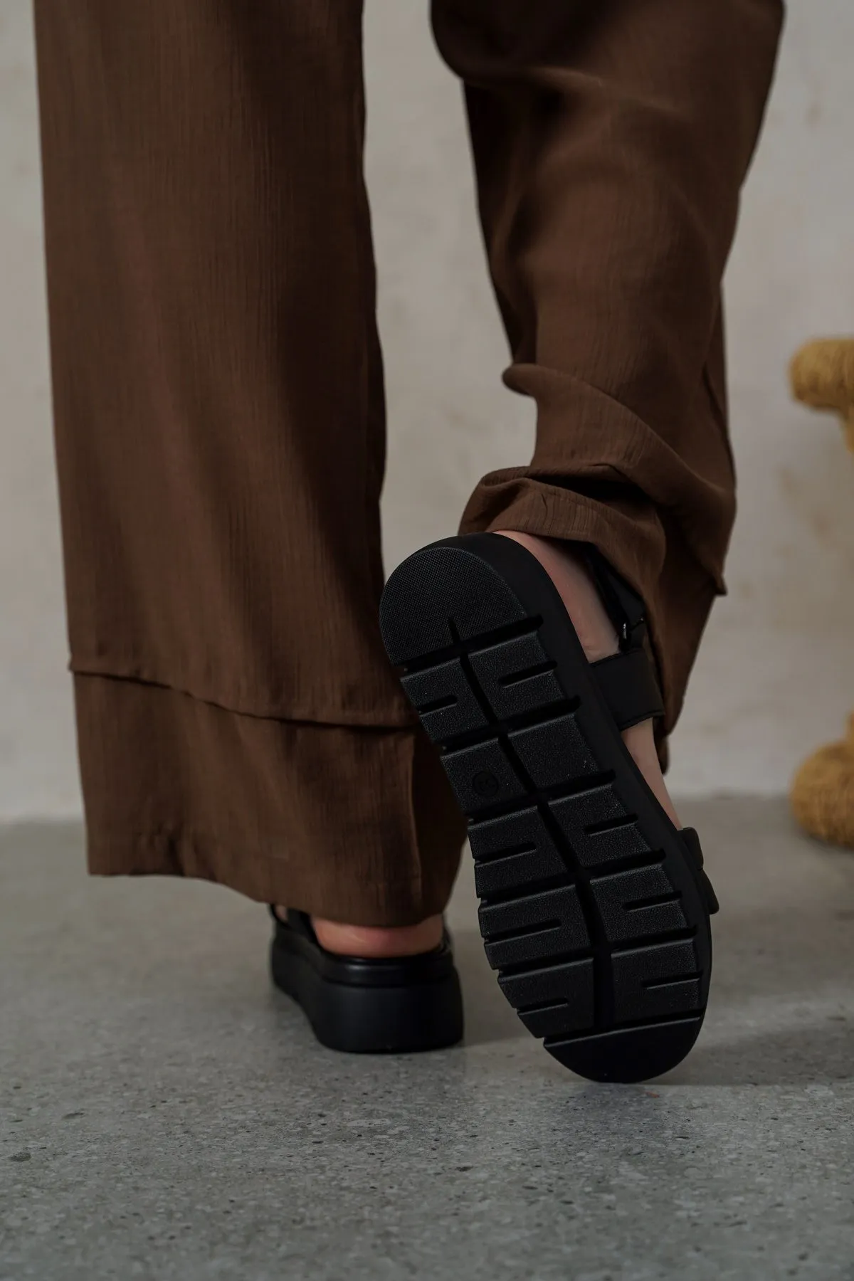 LEATHER MAMA SANDALS Anatomical Last Shape