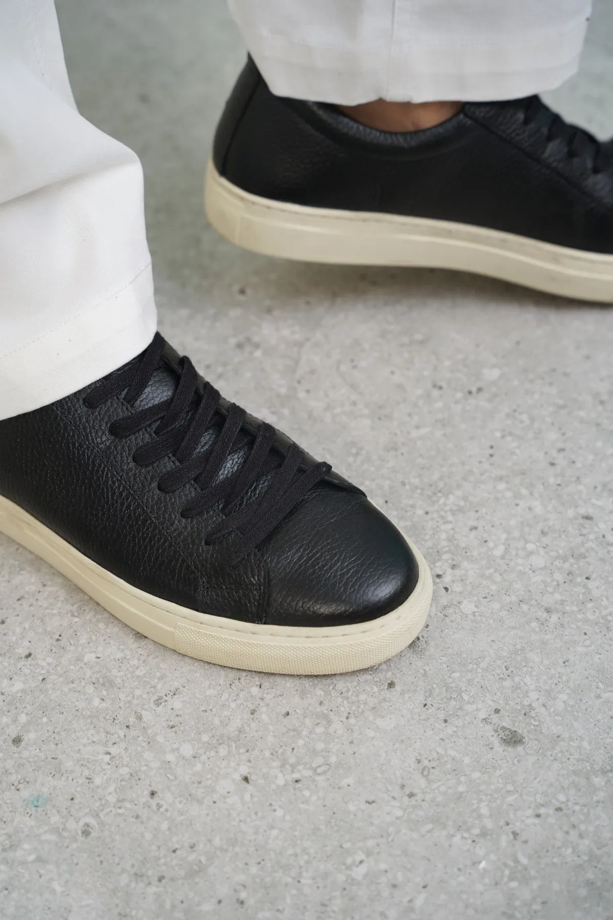LEATHER SNEAKERS attention-grabbing Low Profile Collar Padding