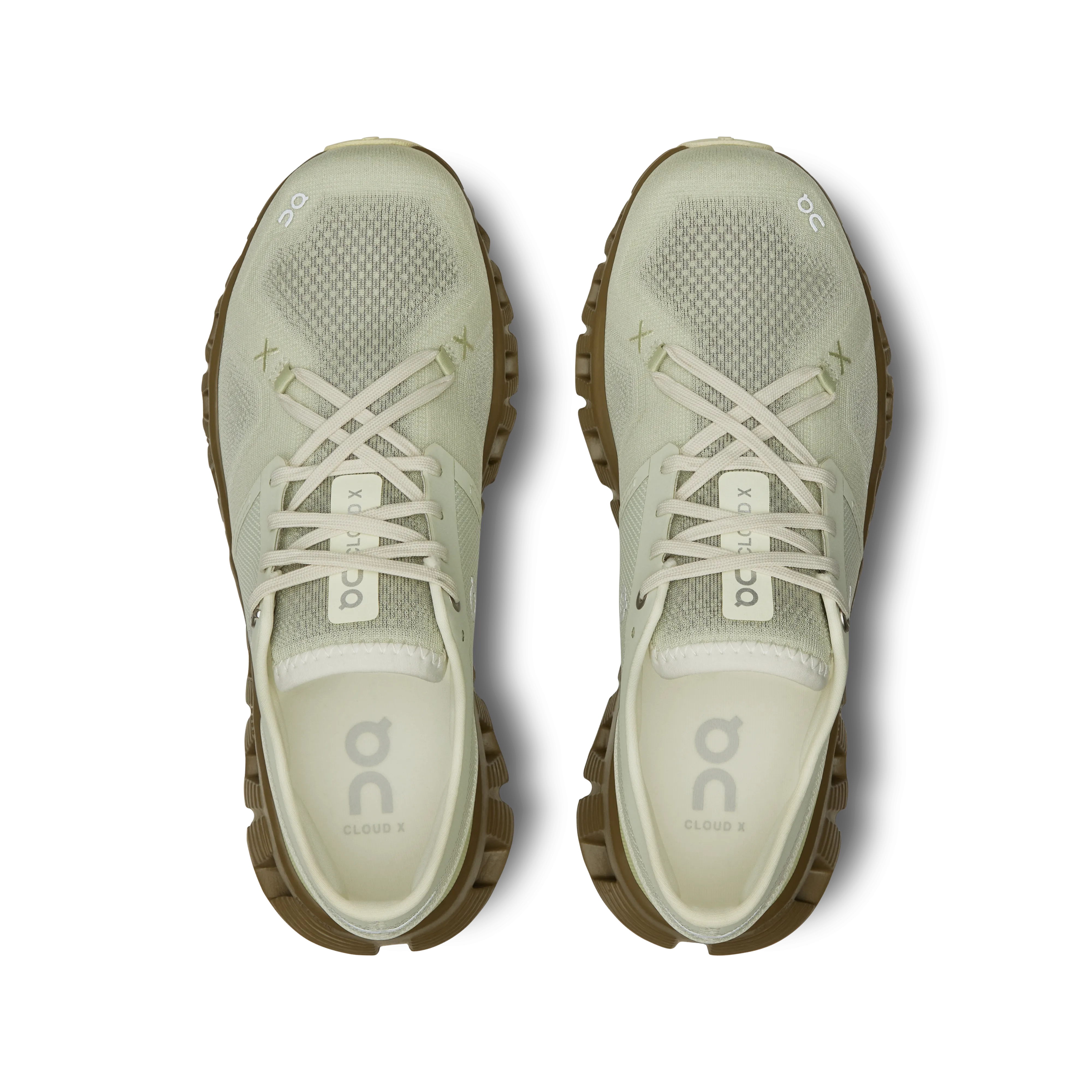 Impact Resistant Toe Cap Retro-inspired performance Cloud X 3