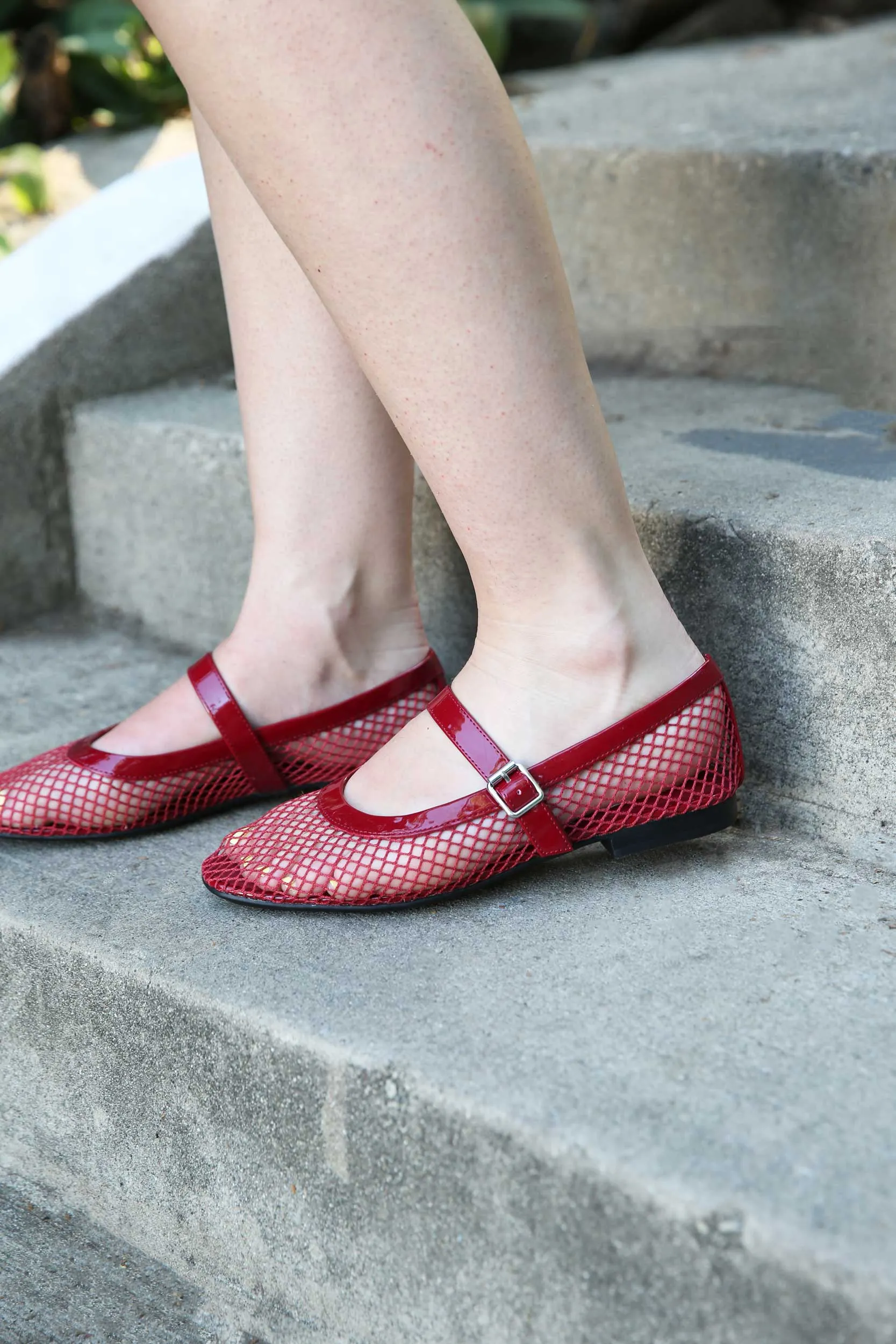 Rayza Flat - Red Mesh Breathable piece Thermoregulating Fabric