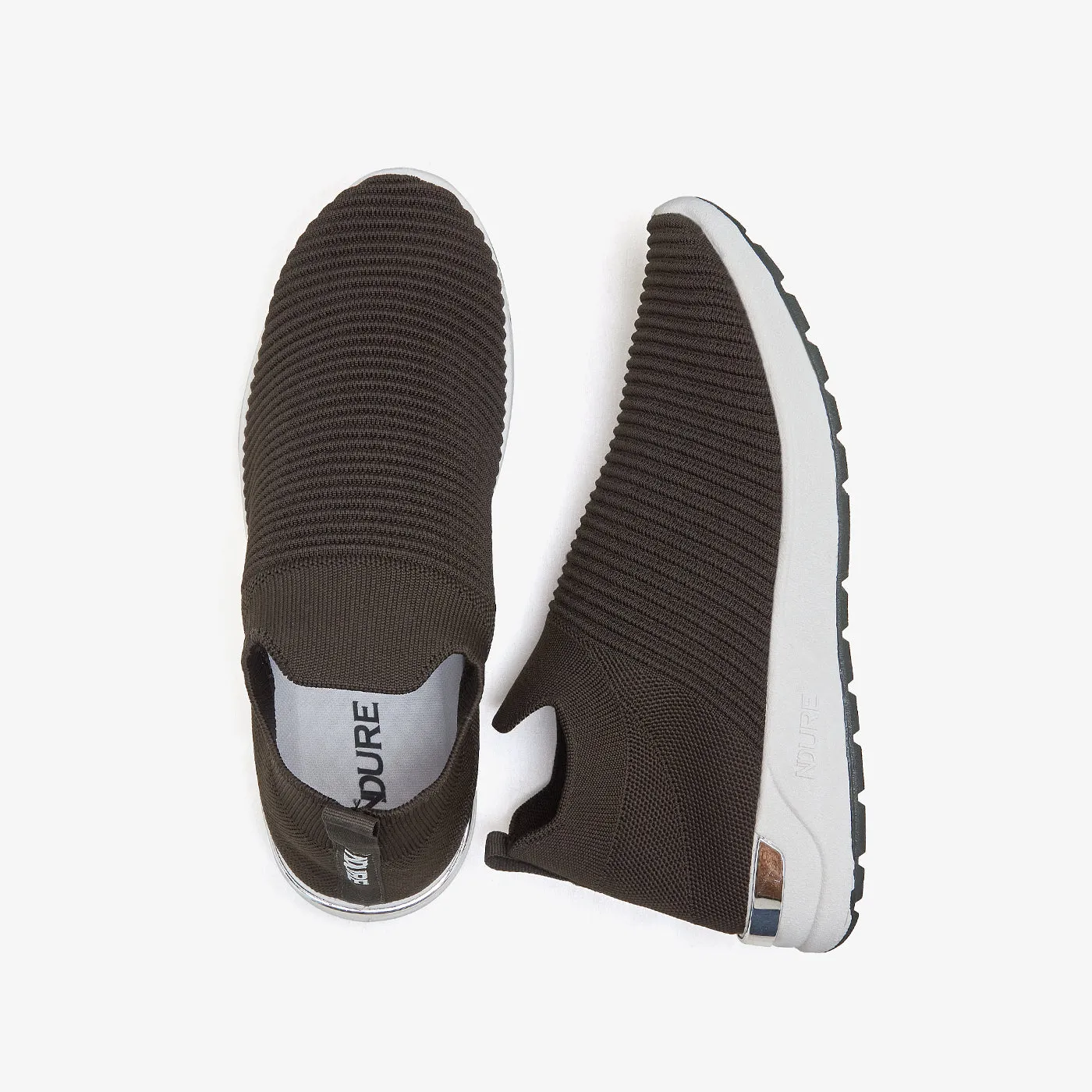 Stable Design Abrasion Resistant Toe Guard Women's Slip-On Sneakers