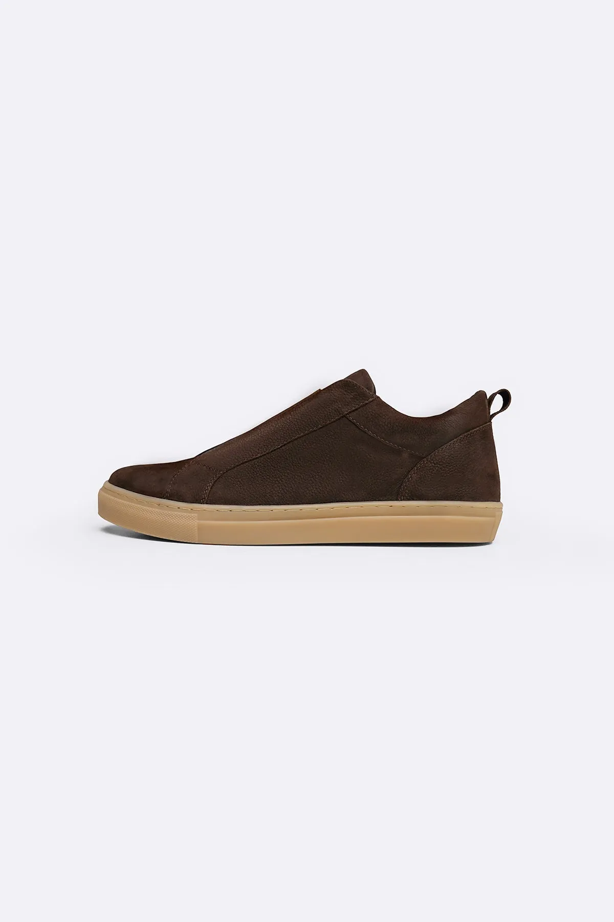 LOW TOP LEATHER SNEAKERS Sustainable Soles Iconic lining