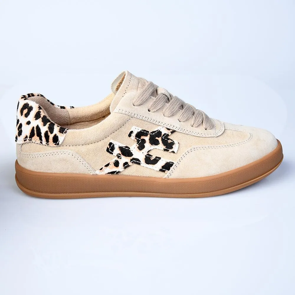 Flexible Steps Memory Foam Layer Julz Lumi Leather Sneaker - Taupe