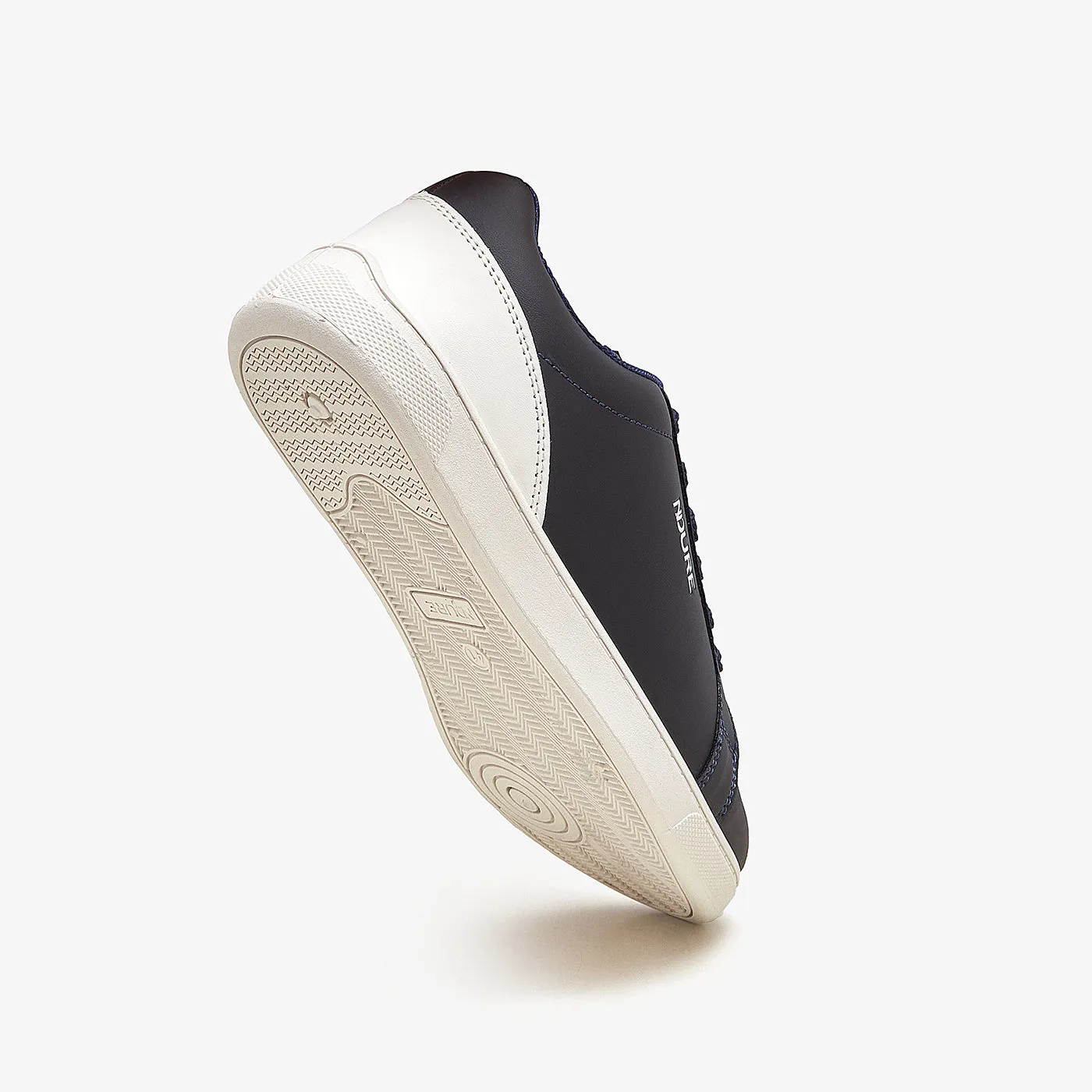 Men's Retro Revival Sneakers Cushioned Midsole Geometry Ergo Build