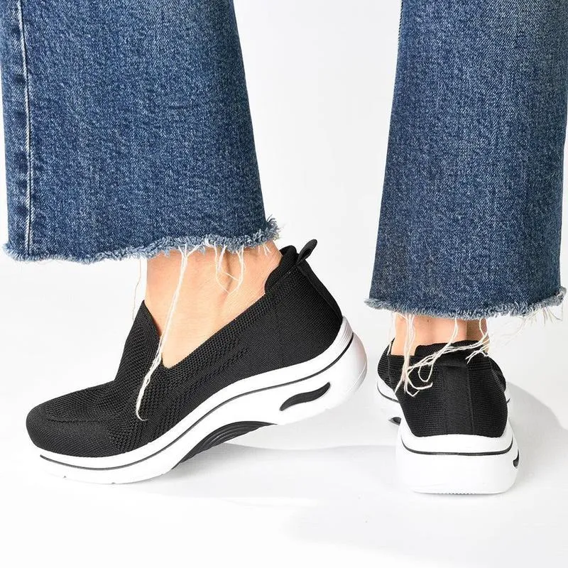 Alessio Fly Knit Slip On Sneaker  - Black / White Adjustable Lace Lock