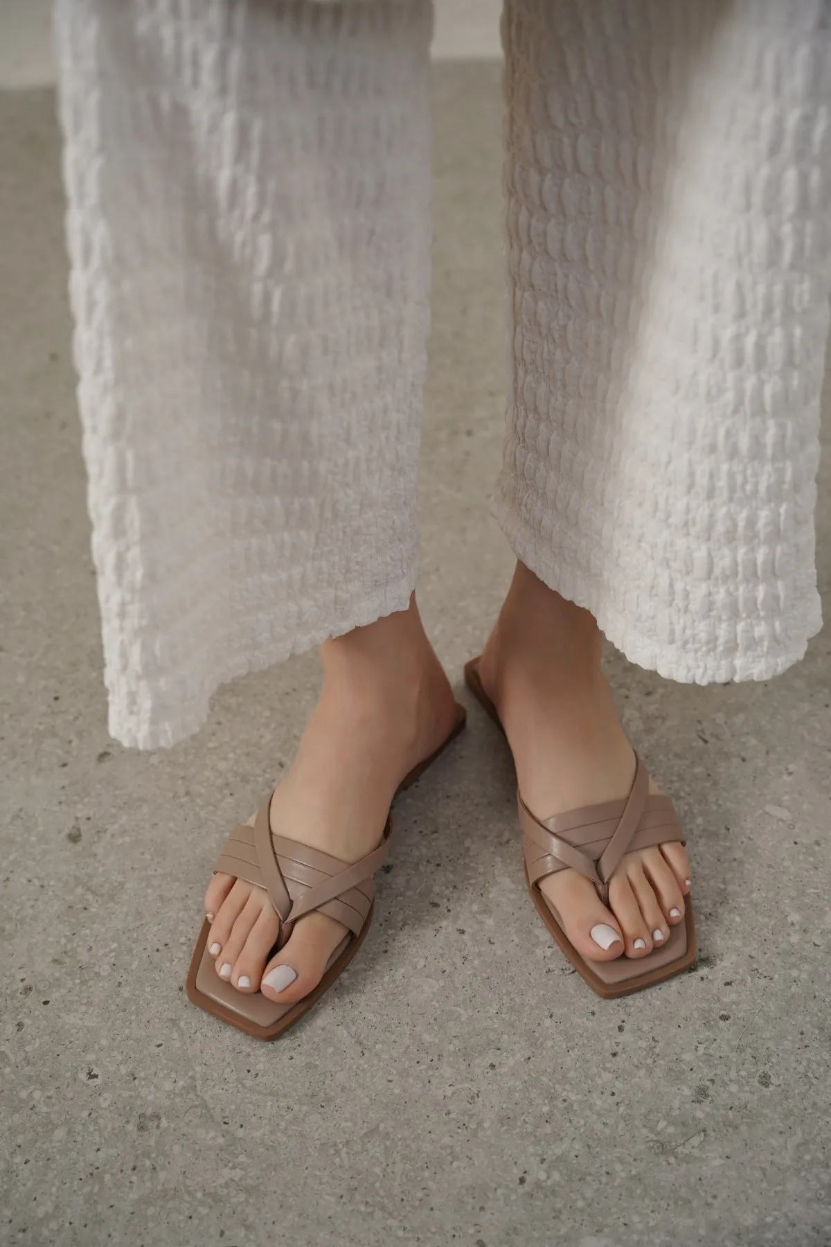 Reflective Safety Details Cushioned lining LUCCA STRAPPY SLIDES