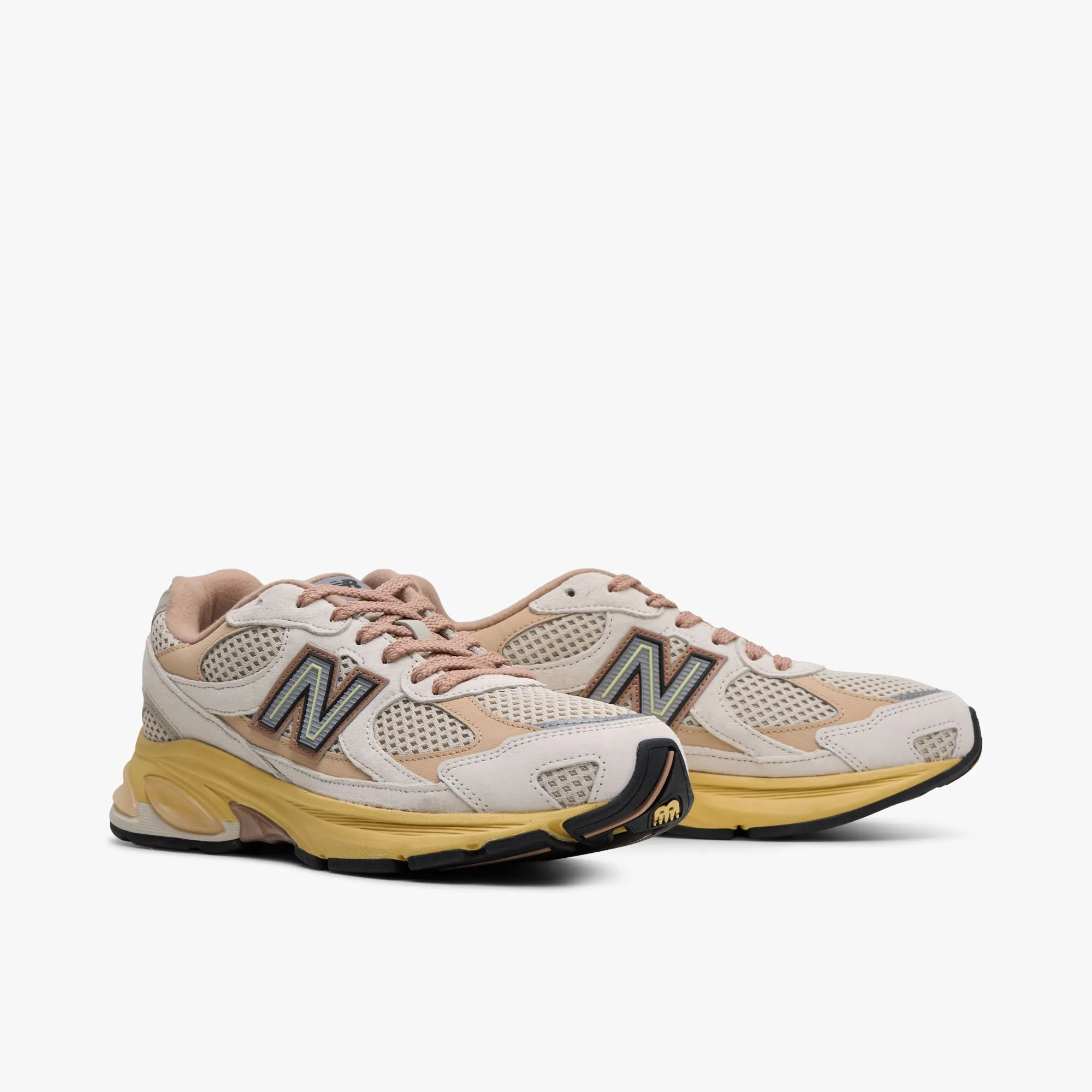 New Balance 2010 Linen / Desert Clay Everyday Shoes