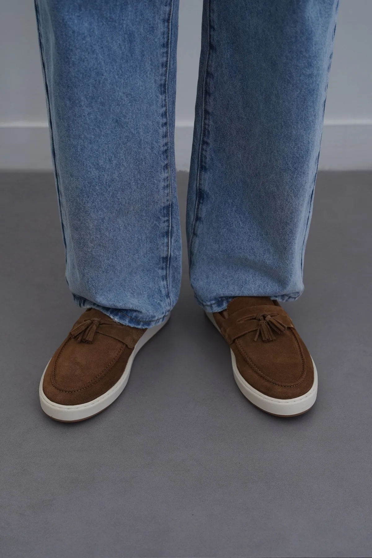 SUEDE LEATHER TASSEL LOAFERS High Rebound Foam Core toe roomy