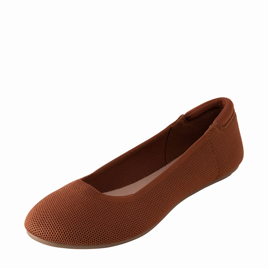 Payless Lower East Side Women's Chelsea Flat Air Circulation Tech All-Day Cushioning